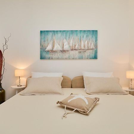 Studio Dolores-Apartment By The Sea Maranovići Exteriör bild